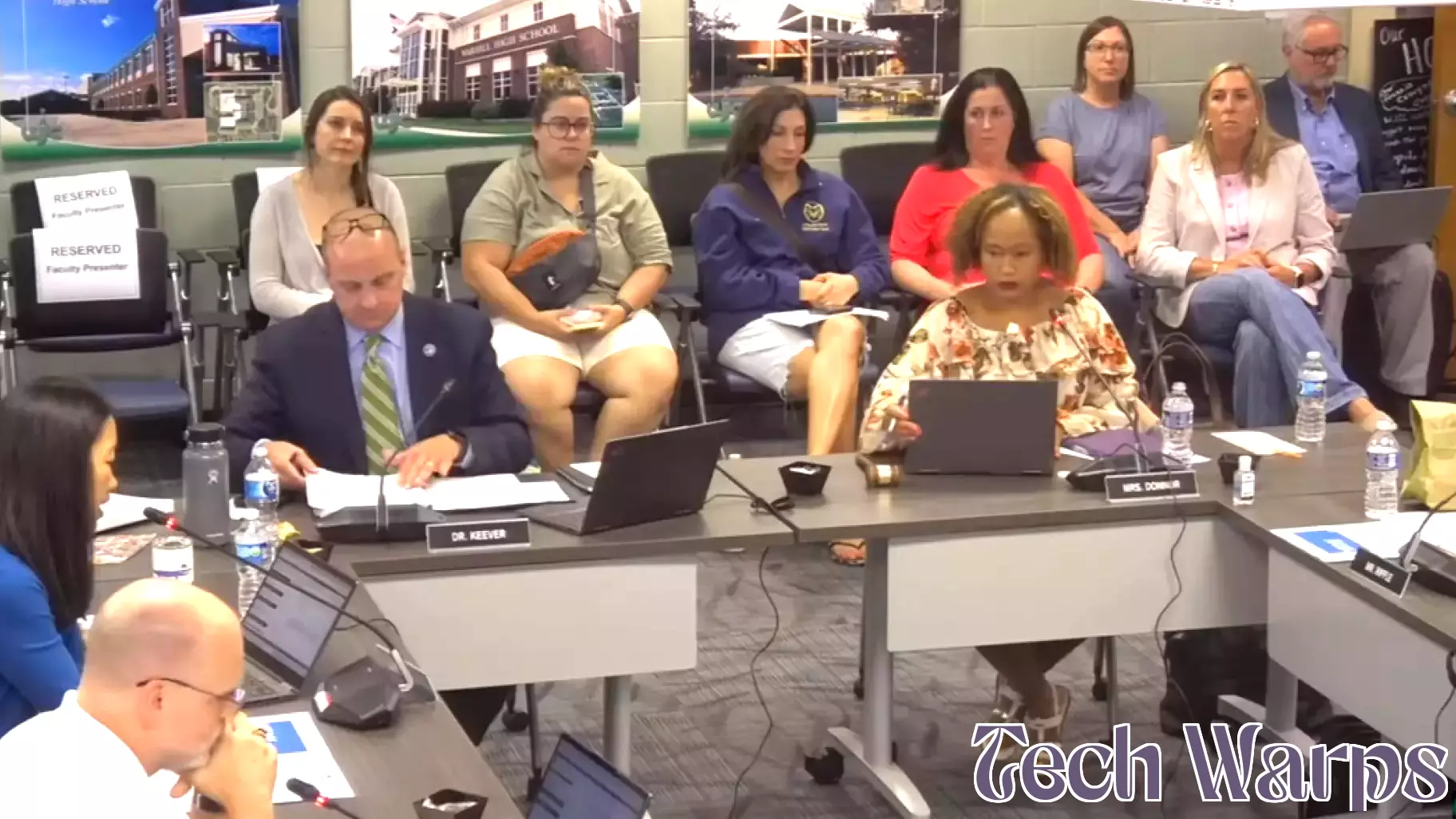 WJCC officials review how students use technology during class